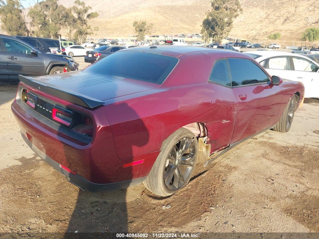 Dodge Challenger Sxt 2018 2C3CDZAG7JH204717 Image 4