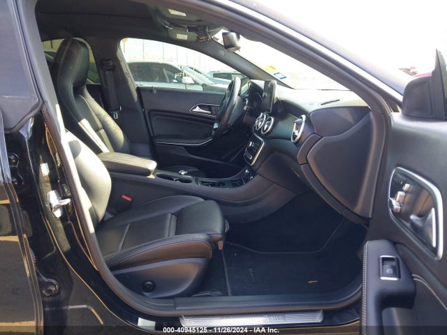 Mercedes-Benz CLA 250 2019 WDDSJ4EB4KN715799 Image 5