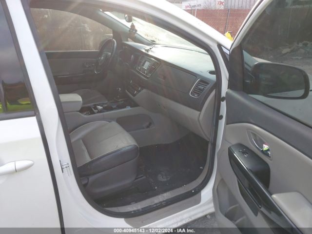 KNDMC5C13G6114558 KIA SEDONA EX