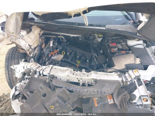 1FADP3J21FL353732 Ford Focus Titanium