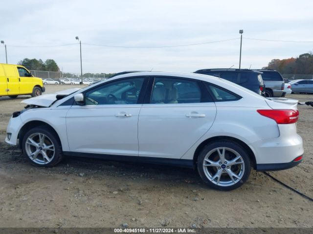 1FADP3J21FL353732 Ford Focus Titanium