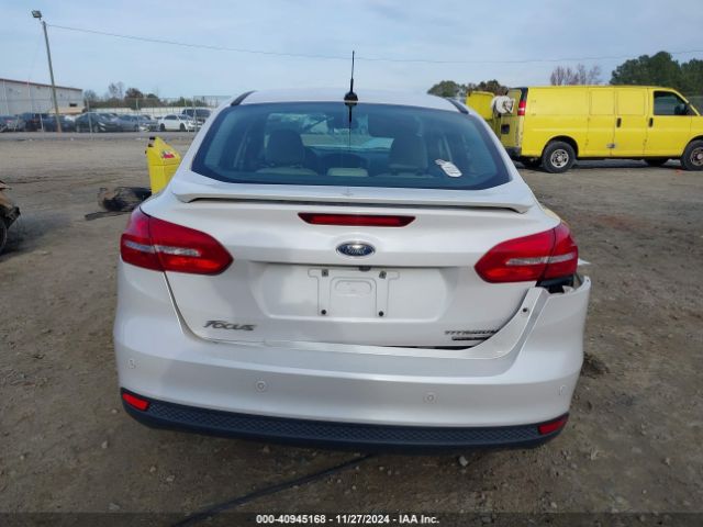 1FADP3J21FL353732 Ford Focus Titanium