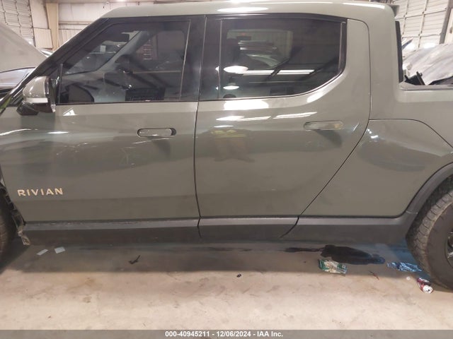 Rivian R1t Launch Edition 2022 7FCTGAAL0NN009423 Image 15