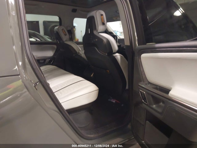 Rivian R1t Launch Edition 2022 7FCTGAAL0NN009423 Image 8