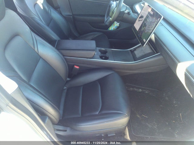 2020 TESLA MODEL 3 5YJ3E1EB4LF807271 Photo 4