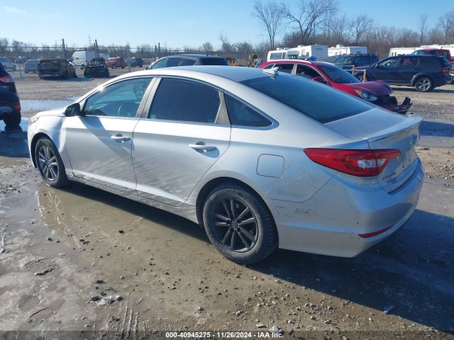 Hyundai SONATA SE 2015 5NPE24AFXFH003414 Image 3