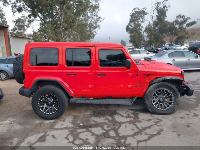 1C4HJXEG8JW315173 Jeep Wrangler Unlimited Sahara 4x4