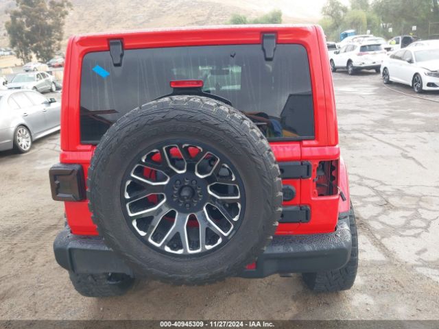 1C4HJXEG8JW315173 Jeep Wrangler Unlimited Sahara 4x4