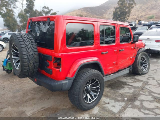 1C4HJXEG8JW315173 Jeep Wrangler Unlimited Sahara 4x4