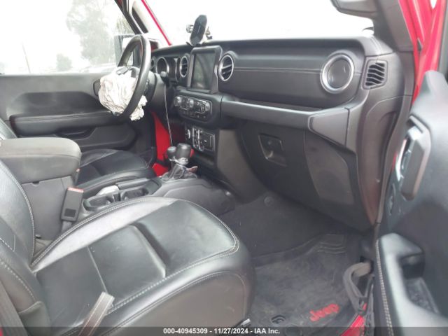 1C4HJXEG8JW315173 Jeep Wrangler Unlimited Sahara 4x4