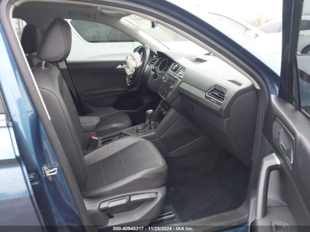 3VV3B7AX0JM069394 Volkswagen Tiguan 2.0t Se/2.0t Sel