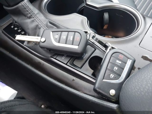 4T1G11BK9NU064453 Toyota Camry Se Awd