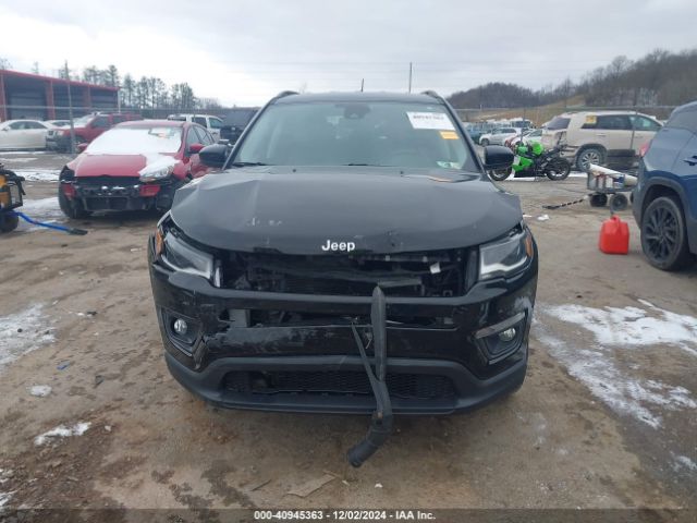 3C4NJDBB5JT372222 Jeep Compass Latitude 4x4