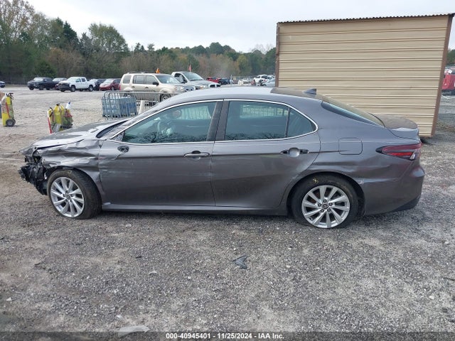 Toyota CAMRY LE 2021 4T1C11AK7MU553691 Image 14