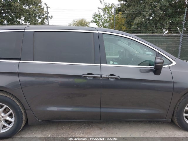Chrysler Pacifica Touring L 2023 2C4RC1BG0PR581529 Image 13