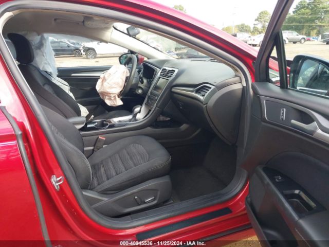 3FA6P0HD6GR258777 Ford FUSION SE