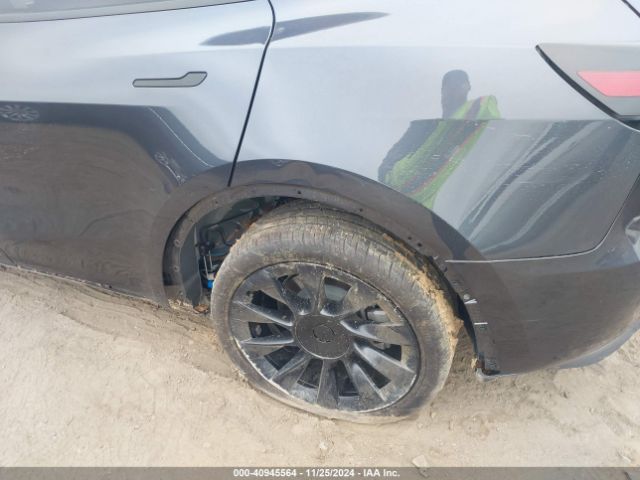 7SAYGDEEXRA237667 Tesla Model Y Long Range Dual Motor All-wheel Drive