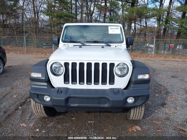 1C4HJXDN6MW815532 Jeep Wrangler Unlimited Sport Altitude 4x4