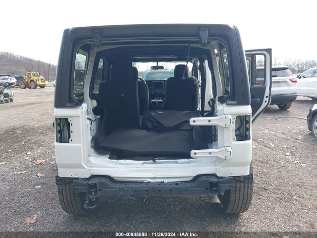 1C4HJXDN6MW815532 Jeep Wrangler Unlimited Sport Altitude 4x4