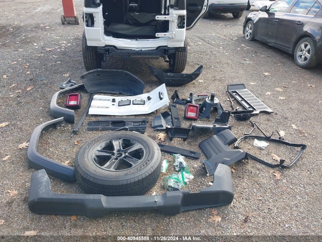 1C4HJXDN6MW815532 Jeep Wrangler Unlimited Sport Altitude 4x4