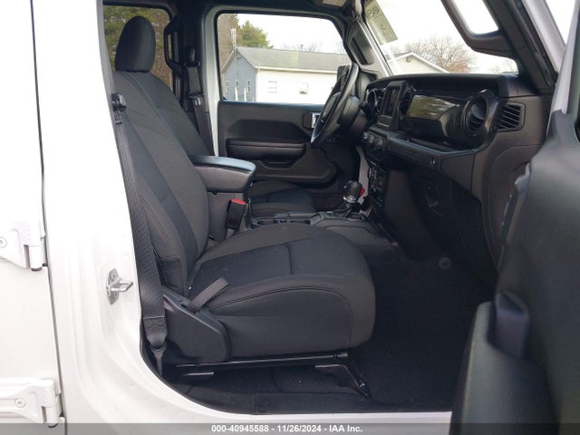 1C4HJXDN6MW815532 Jeep Wrangler Unlimited Sport Altitude 4x4