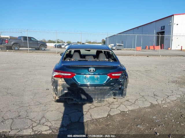 Toyota CAMRY SE 2018 4T1B11HK2JU552865 Image 17