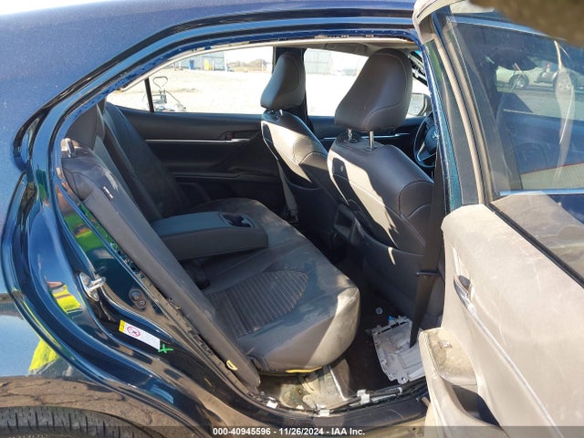 Toyota CAMRY SE 2018 4T1B11HK2JU552865 Image 8