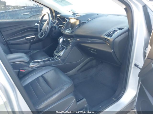 1FMCU0J99EUA79243 Ford Escape Titanium