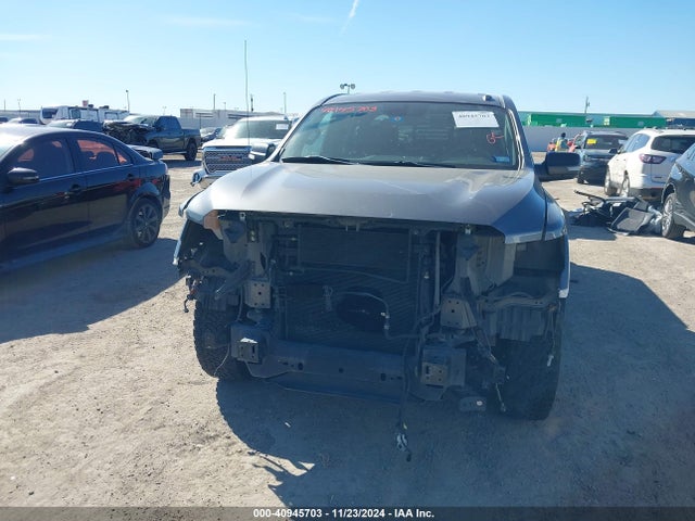 1N6AA1E62KN531689 Nissan Titan Sl