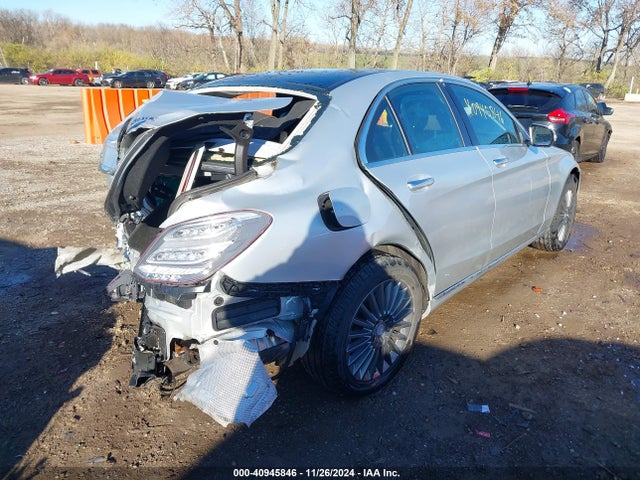 55SWF4KB7FU011648 Mercedes-Benz C 300 4matic/luxury 4matic/sport 4matic