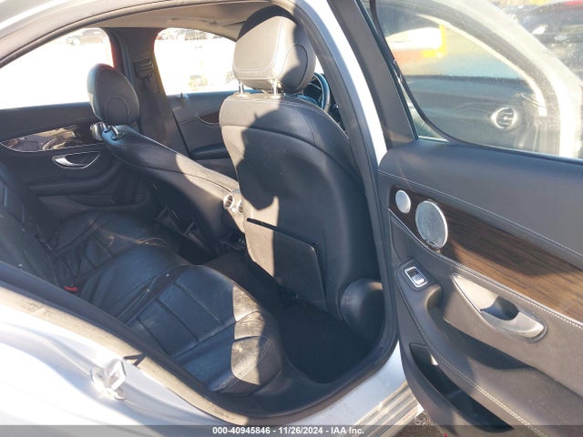 55SWF4KB7FU011648 Mercedes-Benz C 300 4matic/luxury 4matic/sport 4matic