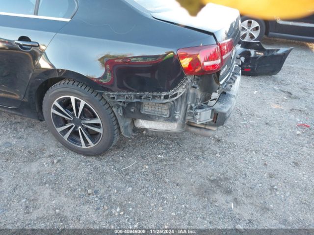 3VWDB7AJ1HM318243 Volkswagen Jetta 1.4t Se