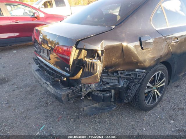 3VWDB7AJ1HM318243 Volkswagen Jetta 1.4t Se