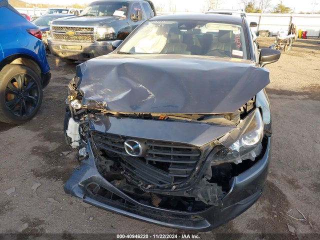 3MZBN1V33JM185482 Mazda Mazda3 Touring