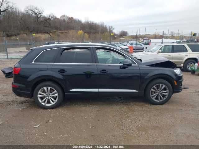WA1LHAF70KD039077 Audi Q7 45 Premium/45 Se Premium