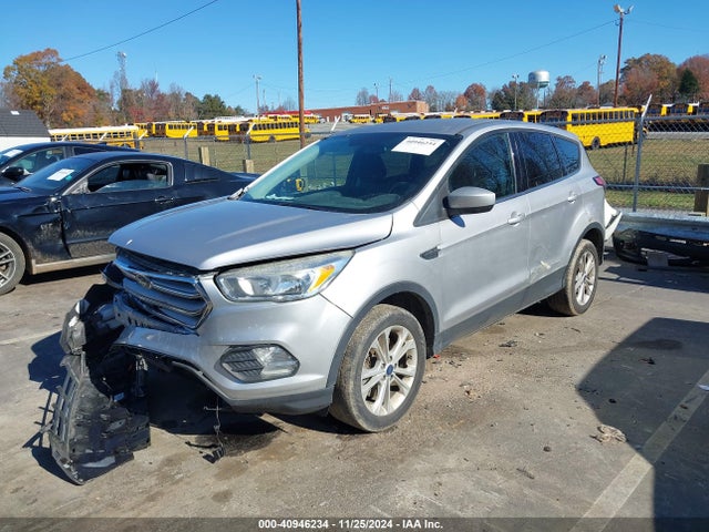 Ford ESCAPE SE 2017 1FMCU9GD6HUE48743 Image 2