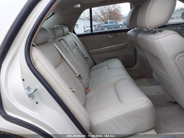 2011 CADILLAC DTS 1G6KH5E61BU130217 Photo 7