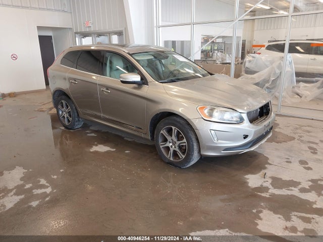 Volvo Xc60 T6/t6 Platinum/t6 Premier Plus/t6 R-design/t6 R-design Platinum/t6 R-design Premier Plus 2014 YV4902DZ2E2551146 zdjęcie główne
