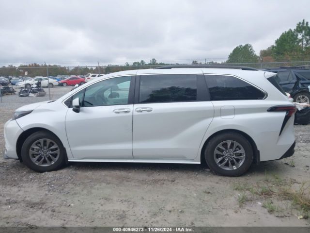 5TDJRKECXPS161925 Toyota SIENNA XLE