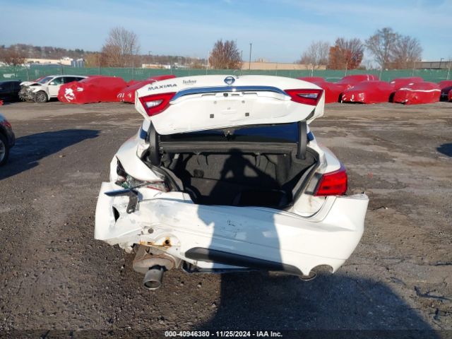 1N4AA6AP3GC377470 Nissan Maxima 3.5 S