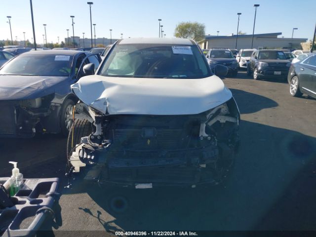 5N1AT3AA5MC809224 Nissan Rogue S Fwd