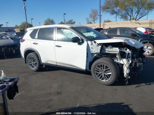5N1AT3AA5MC809224 Nissan Rogue S Fwd