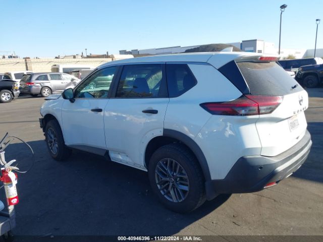 5N1AT3AA5MC809224 Nissan Rogue S Fwd