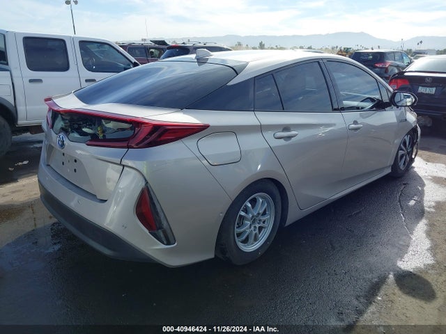 JTDKARFP5H3057951 Toyota Prius Prime Advanced