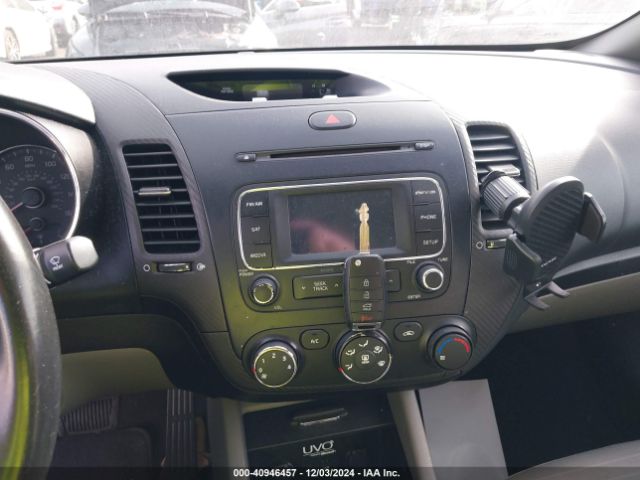 KNAFX4A87E5111752 KIA FORTE EX