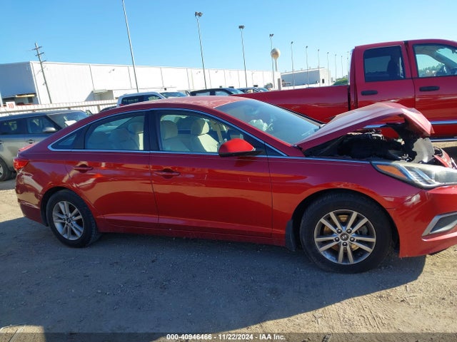 Hyundai SONATA SE 2017 5NPE24AF8HH554833 Image 12
