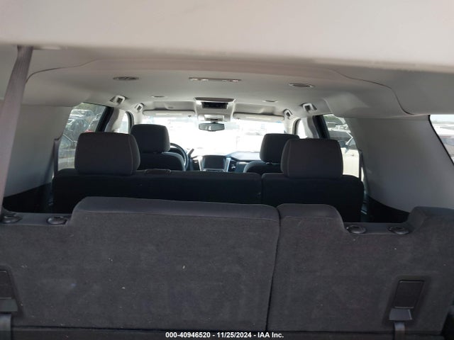 Chevrolet Suburban Ls 2017 1GNSCGEC6HR403023 Image 8