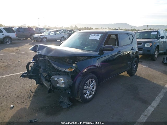 KIA SOUL LX 2021 KNDJ23AU9M7756019 Image 2