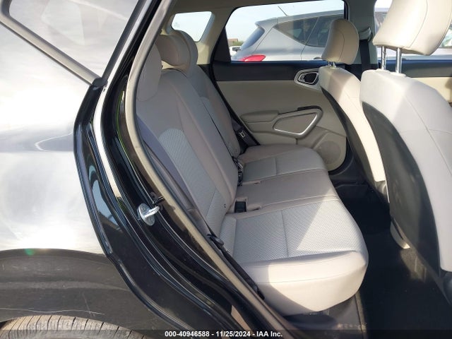 KIA SOUL LX 2021 KNDJ23AU9M7756019 Image 8