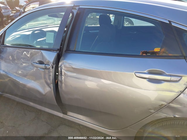 Honda Civic Lx 2019 2HGFC2F61KH555421 Image 19